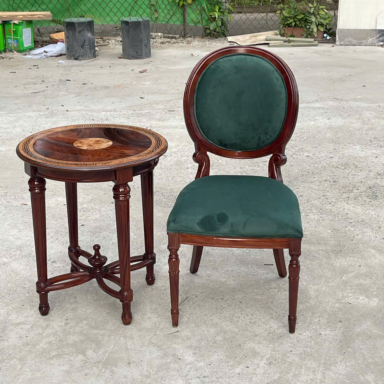 BÀN TRÀ GÓC CỔ ĐIỂN LOUIS 16 MẶT HOA- SDIE TABLE LOUIS 16